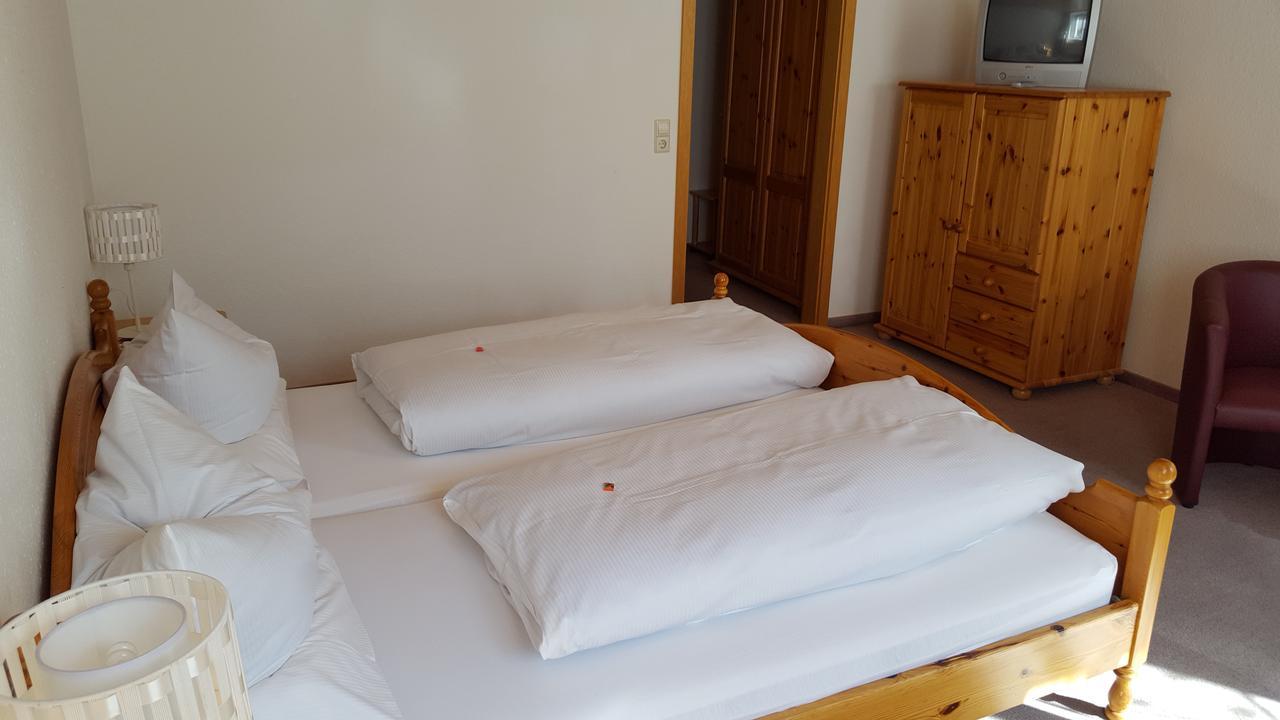 Schwarzwaldgasthof Baeren Titisee-Neustadt Bagian luar foto