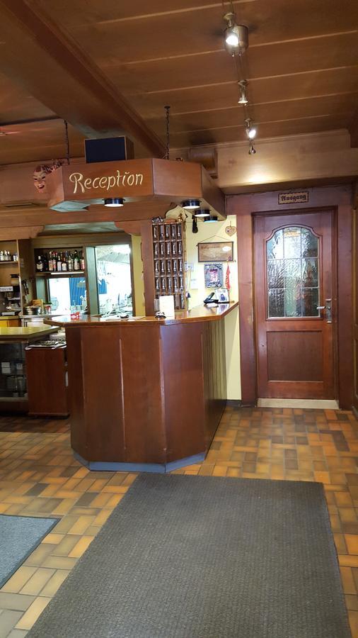 Schwarzwaldgasthof Baeren Titisee-Neustadt Bagian luar foto