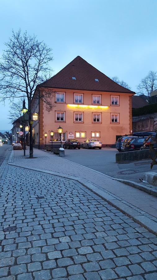 Schwarzwaldgasthof Baeren Titisee-Neustadt Bagian luar foto